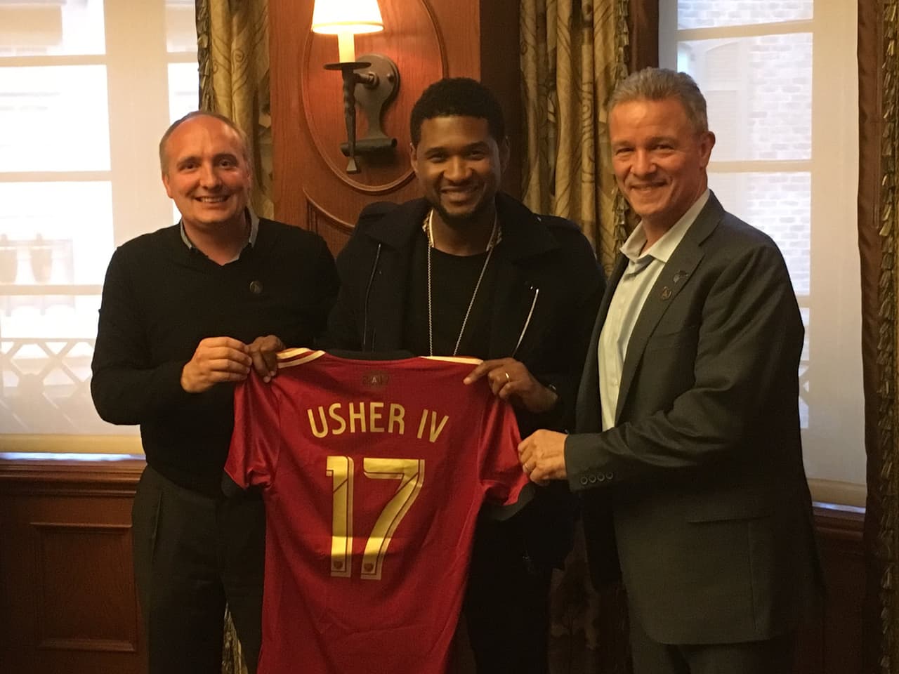 Atlanta United del 'Tata Martino' tiene un fanático de lujo, el rapero estadounidense Usher