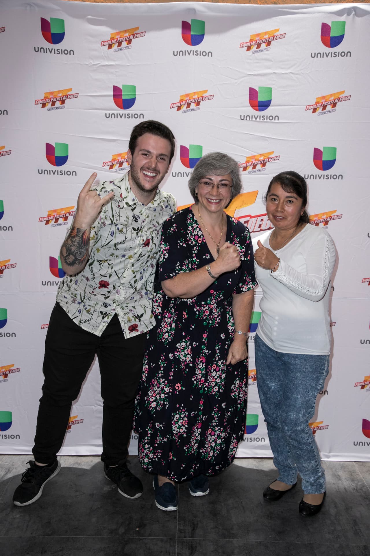 Vianey (mamá), Yanko (hijo) y Licha (trabajadora doméstica) conforman la familia Toledo.