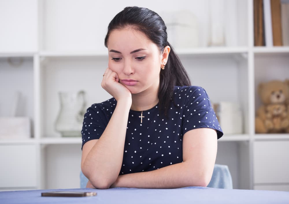 Tampoco podemos avanzar en la vida con una actitud de derrotismo, pesimismo, pensando siempre en los errores o tropiezos del pasado.