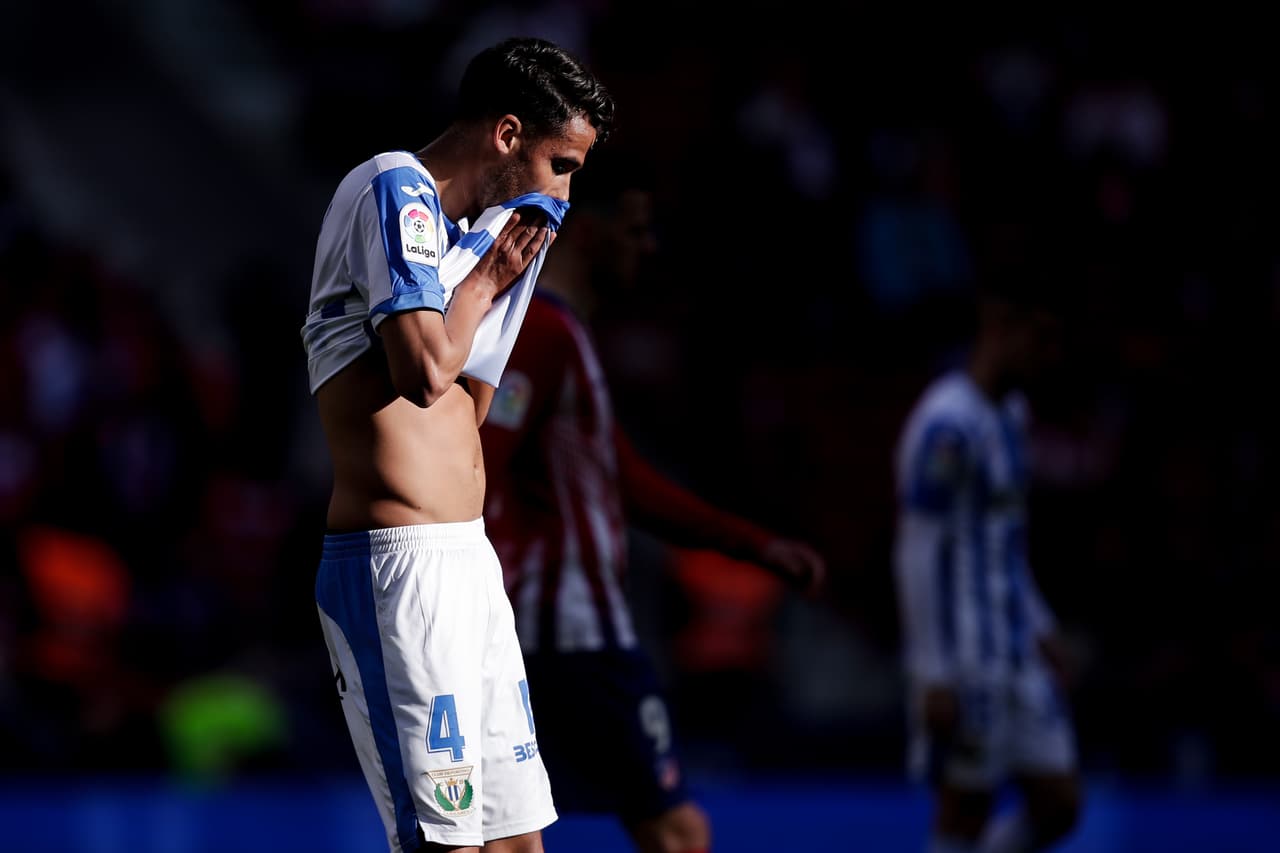 Diego Reyes: en los últimos dos partidos el defensor no ha sido tenido en cuenta, en el primero no fue convocado y en la pasada jornada se quedó en el banco de suplentes. Este domingo visitan al Alavés.