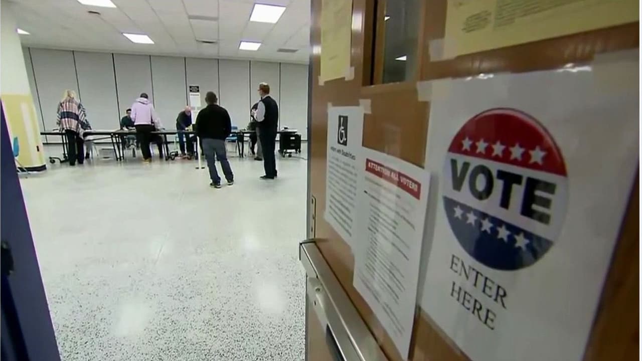 ¿Cómo registrarse para votar a días de las elecciones de medio término? Lo que debes saber