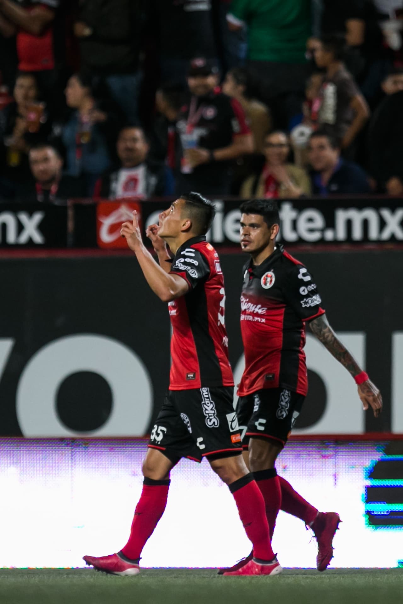 Y en el 84' Rubio Rubín puso cifras definitivas y Xolos se quedó con el triunfo para llegar a 21 puntos y ubicarse séptimos. Por su parte, Chivas se quedó con 15 unidades y le dijo adiós a la 'fiesta grande'.