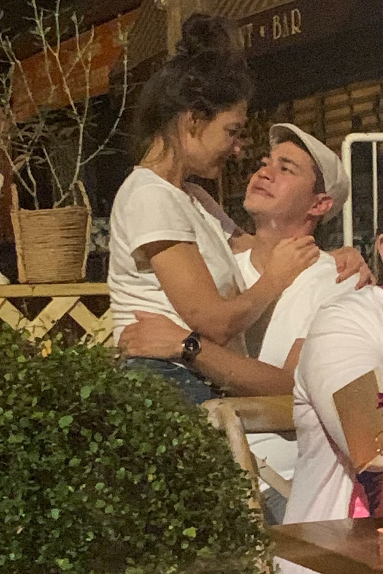 Este miércoles 9 de septiembre, The Grosby Group publicó las fotografías protagonizadas por Katie Holmes y Emilio Vitolo Jr.