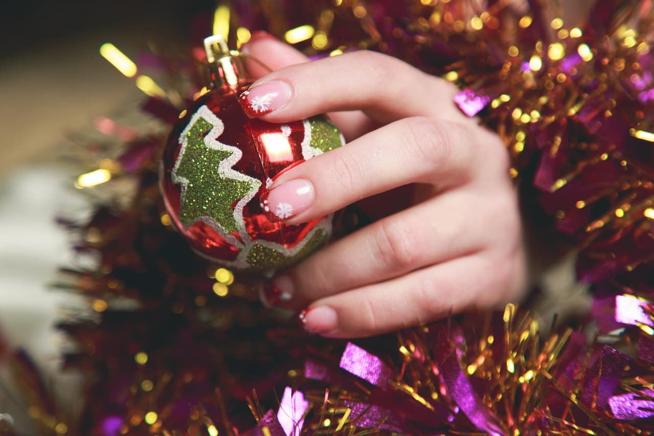 Diseño de uñas para navidad