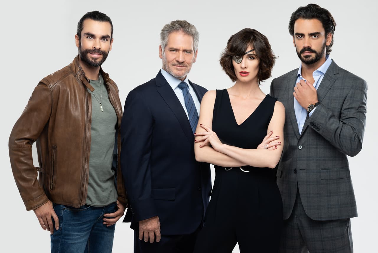 El actor 
<b>Diego Amozurrutia </b>(extrema derecha) tuvo un objetivo claro con su personaje en la nueva versión de la telenovela 
<b><a href="https://www.univision.com/shows/cuna-de-lobos" target="_blank">Cuna de Lobos</a></b>.