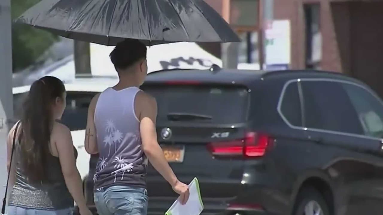 Arizona enfrenta un calor extremo récord que amenaza con paralizar los vuelos en primavera