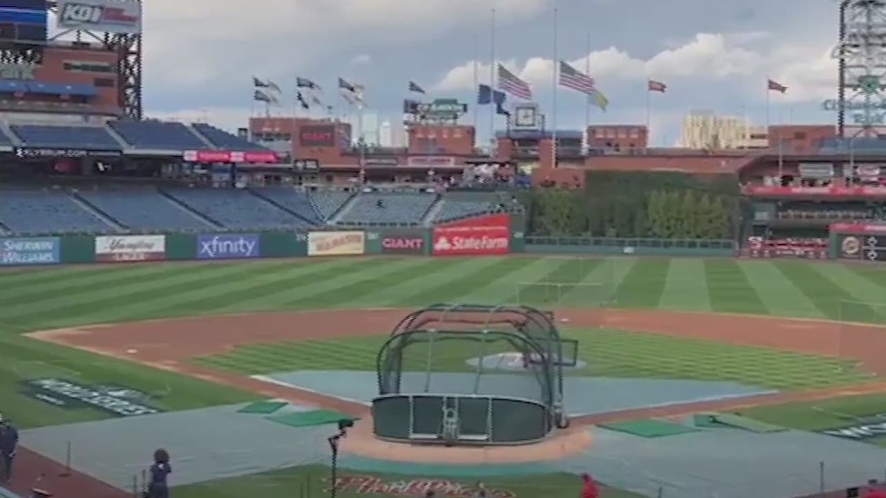 El equipo de Noticias Univision 65 estuvo en el Citizens Bank Park mientras llegaban los más de 43,000 aficionados para el tercer juego de la Serie Mundial entre los Phillies y los Astros de Houston.