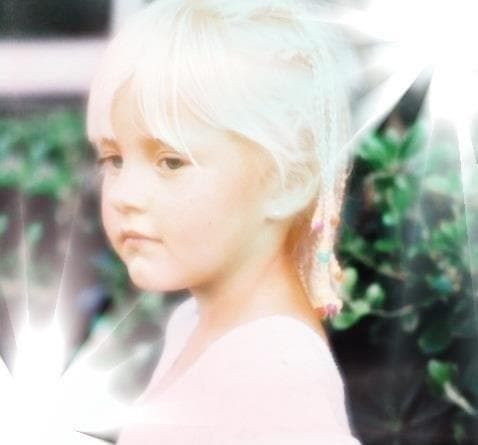 De chiquita siempre traía las rodillas raspadas y andaba sucia porque le encantaba trepar árboles.