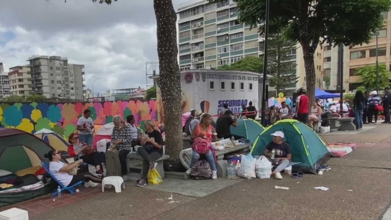 Recolectan agua, comida, mantas y colchones para enviar a la zona cero de los terremotos