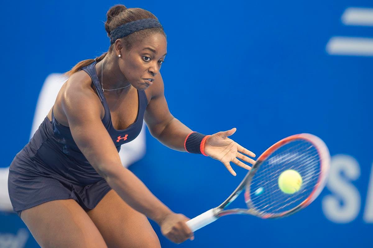 La estadounidense inició ganando el primer set 6-4.