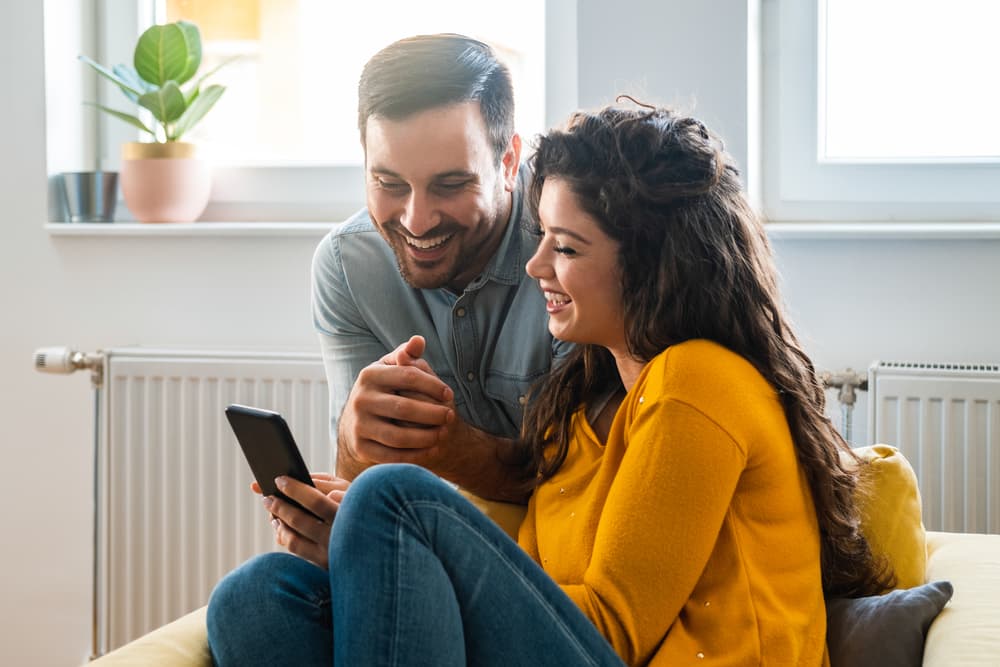 <h3 class="cms-H3-H3">Regalo cósmico de la lluvia de estrellas para las mamás bajo el signo de Acuario </h3>
<br>Vas a estar reviviendo algo muy hermoso que hacía tiempo no habías vivido inclusive, si pensaste que cierto interés que tú tenías hacia alguien se había desvanecido ahora descubres que no.
<br>