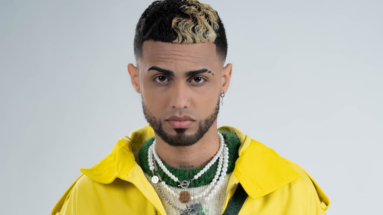 <h3 class="cms-H3-H3"><b>Jay Wheeler</b></h3>
<br>El género urbano dice presente con Jay Wheeler. El cantante está nominado en dos categorías y prepara un gran número con Olga Tañón para interpretar el tema 'Como Olvidar', por el cual están nominados a Canción del Año.