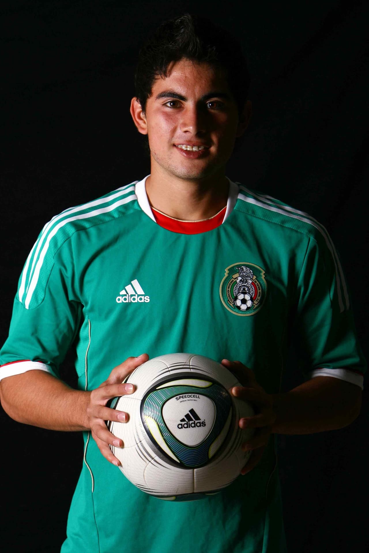 Numéricamente hablando, su carrera ha sido exitosa: 
<b>tiene dos títulos con Santos Laguna de Torreón.</b>