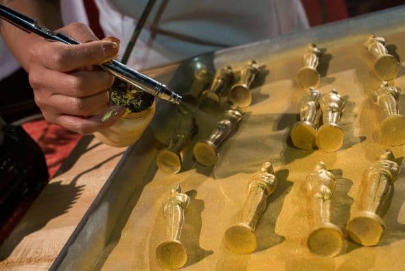 El reconocido chef Wolfang Puck durante la presentación de platillos y bocadillos para la 86 entrega de los premios de la Academia del Séptimo Arte. Sin duda un abanico de sabores, texturas y colores de degustarán a las estrellas y sin duda se llevarán las mejores críticas de la noche.