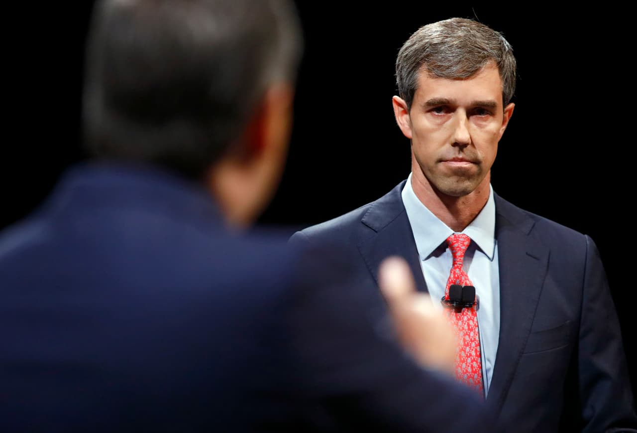 “¿Quién diablos cree que trabaja en el campo?”, pregunta Beto O’Rourke a Donald Trump
