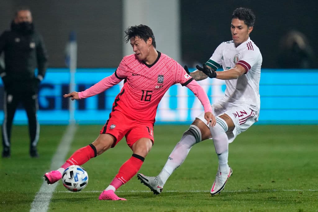 Corea del Sur abrió el marcador a los 20’ de juego. Apareció Raúl Jiménez (67’) para marcar el empate. Un par de minutos después Antuno (69’) dio vuelta al marcador y Salcedo (70’) marcaba el tercero para México. Al 87’ Kyung -won hizo el segundo de los asiáticos.