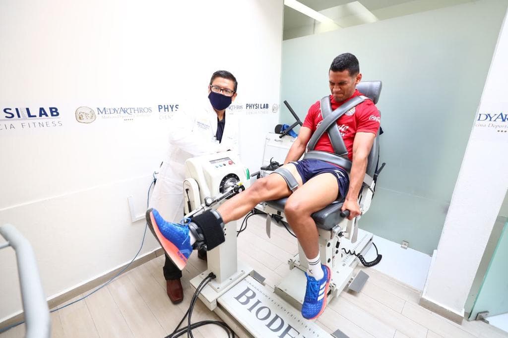 De cara a la pretemporada, jugadores de Chivas se sometieron a pruebas físicas y de COVID-19 para iniciar su preparación al Torneo Guard1anes 2020.