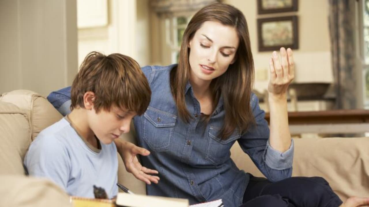 Ofrecen taller a padres de Brooklyn para evaluar la salud mental de sus hijos