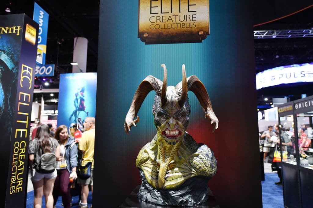 Por décades Comic-Con ha presentado reunido a miles de fanáticos con creadores de cómics, autores de ciencia ficción y fantasía, directores de cine y televisión, productores y escritores, y creadores de todos los aspectos del arte popular.
<br>