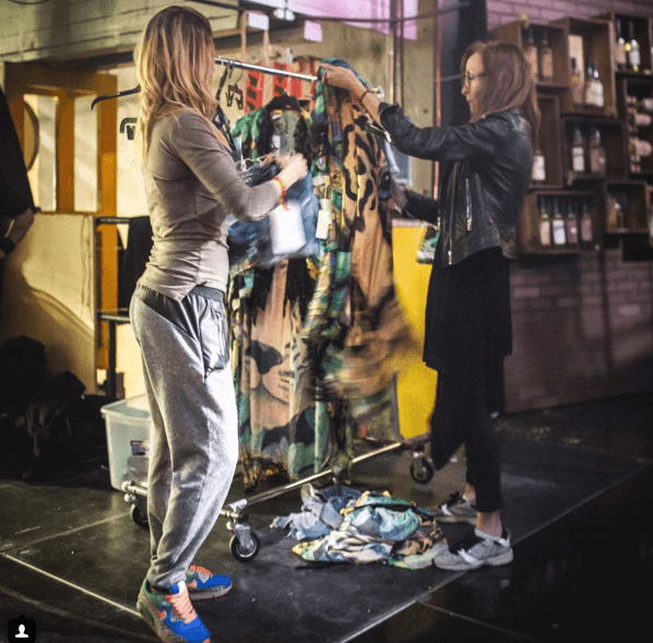 Vestuarios a la orden, todos los detalles están preparados.