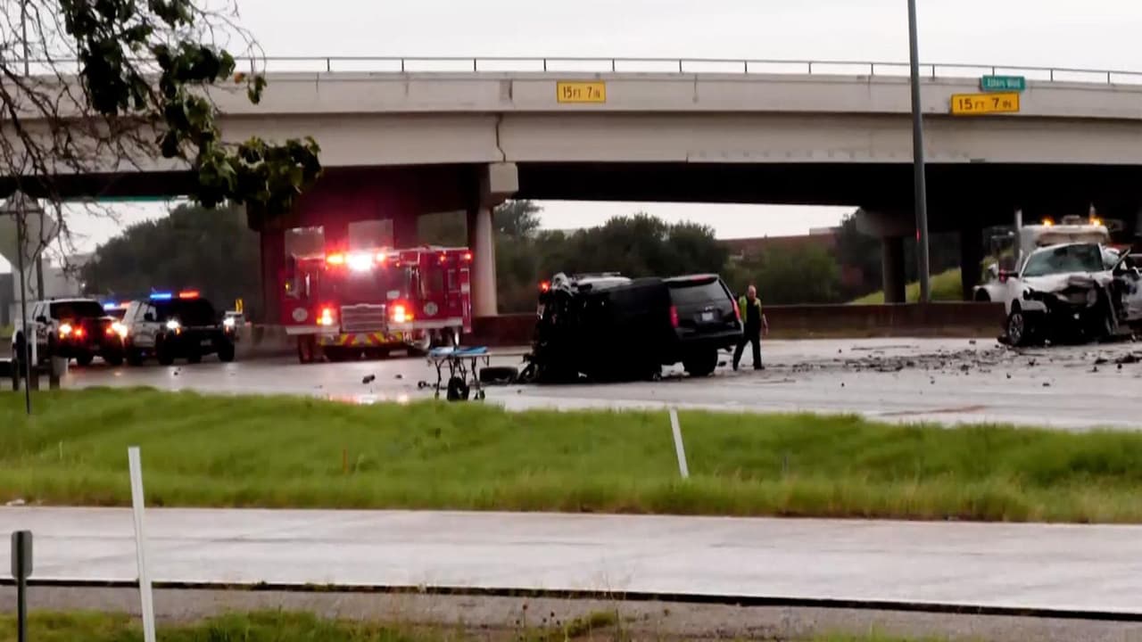 <h3 class="cms-H3-H3">Identidades no reveladas y causa bajo investigación </h3>
<br>Hasta el momento, la policía de Irving
<b>no ha revelado los nombres ni edades de las víctimas</b>. Tampoco se ha informado si hubo consumo de alcohol o drogas involucrado.
<b>La investigación continúa. </b>