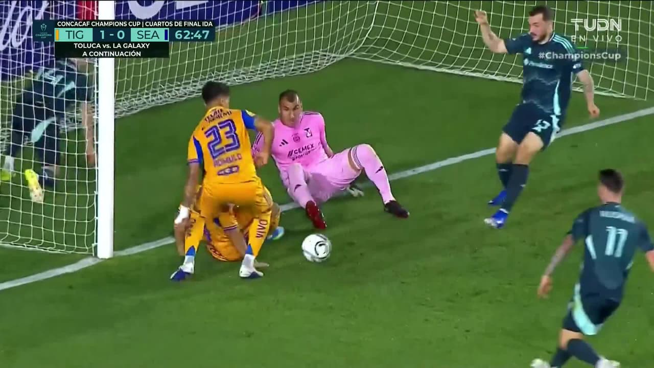 ¡Otra vez Nahuel! Milagrosamente evita el empate al atajar con las piernas