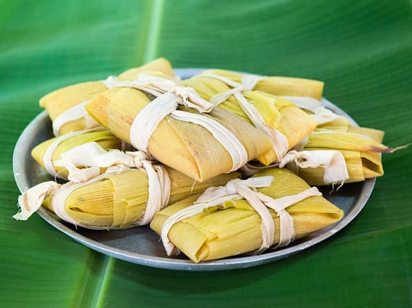 <b> Tellez Tamales & Barbacoa | </b>Los encuentras en 1737 S General McMullen Dr. Un usuario de Yel dijo: "Comida deliciosa. Todo sabe casero como si viniera de tu propia cocina, pero mejor".