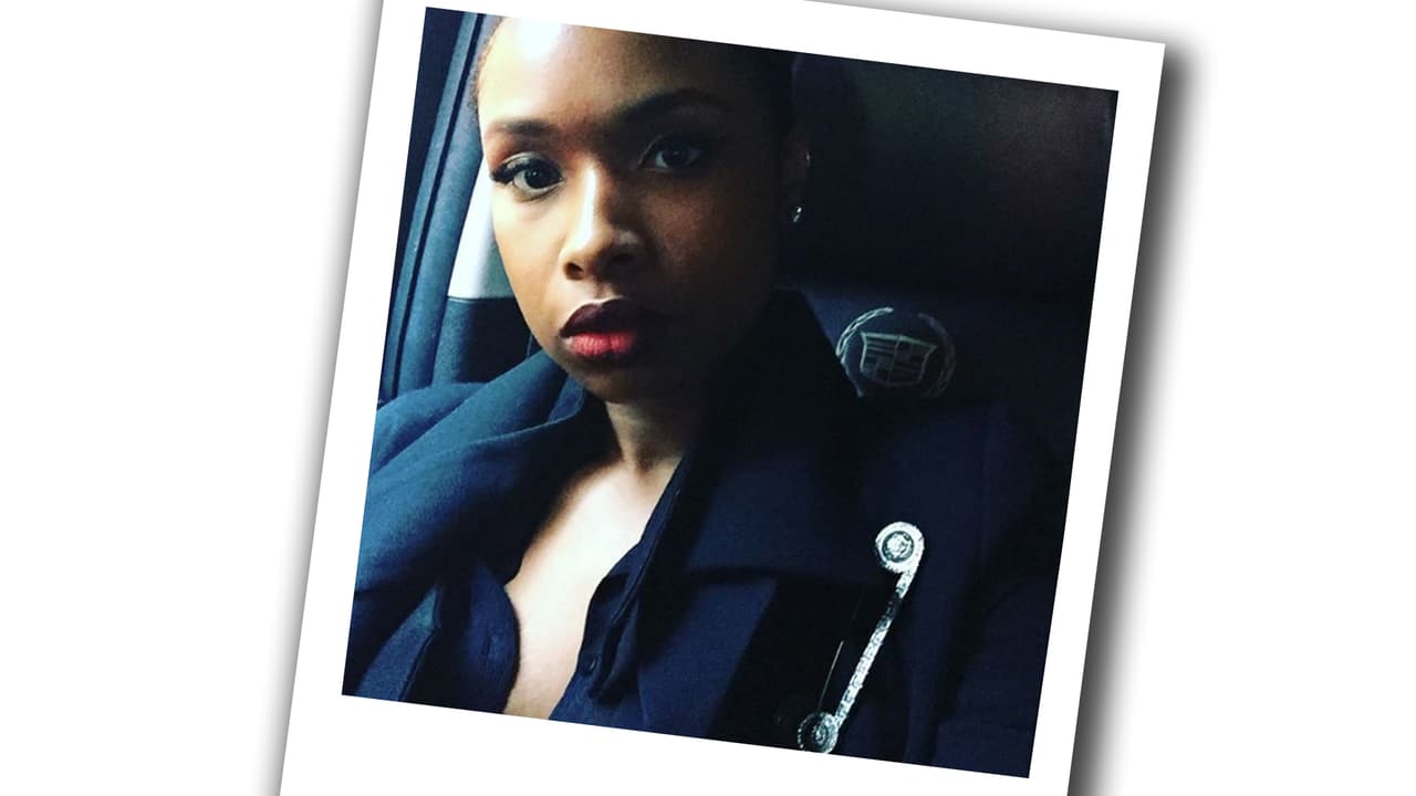 2. Se parecen un poco físicamente y sus nombres empiezan por J.