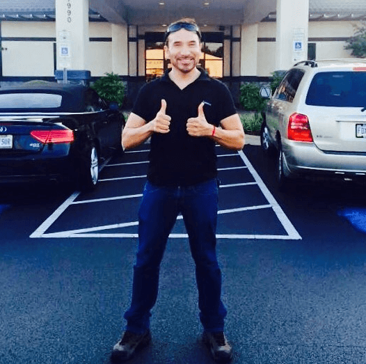 No sólo ha visitado países latinos, también ha viajado a Estados Unidos para contagiar al público con su ritmo grupero. Algunos de los temas que ha promocionado son: ‘Como agua en las manos’, ‘Te olvidaré’, ‘Estos sentimientos’ y ‘A llorar a otra parte’, ¿las has escuchado?
<br>