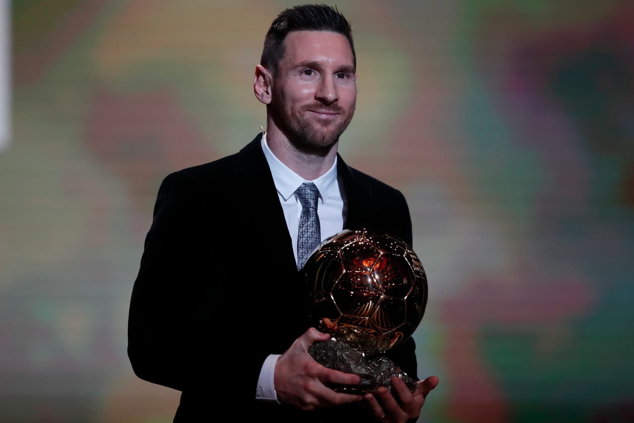 Lionel Messi se lleva el Balón de Oro 2019 y se convierte en el futbolista más galardonado de la historia con este trofeo, después de cuatro años.