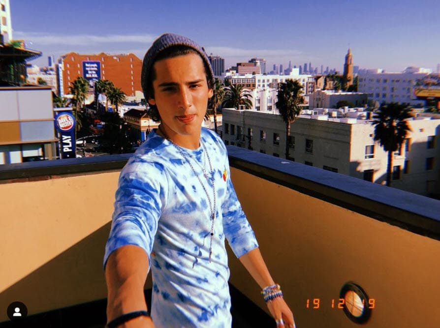Emilio Osorio ha conquistado a sus fans con su carisma y talento