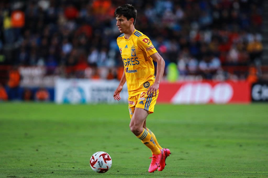 <b>8 - Jürgen Damm – Tigres </b>– México entra en la lista con el jugador de los Tigres Jürgen Damm, que tiene una media de 74 y una velocidad de 94.