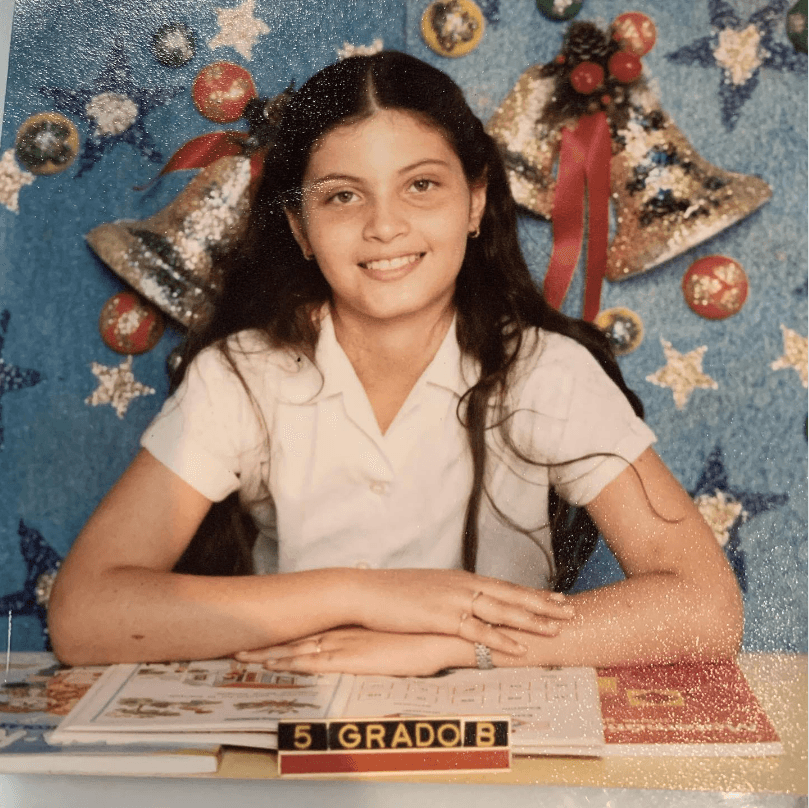 La actriz y conductora definió desde una edad muy temprana que su futuro estaría entre las cámaras y reflectores y decidió seguirlo. A los 14 años se mudó a Caracas para lograrlo, según contó a la revista Vanity Fair en enero de 2020.