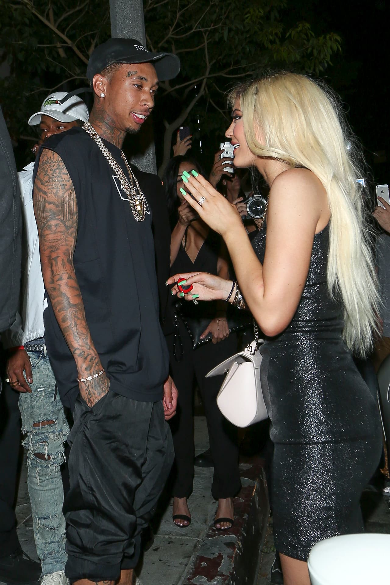 Pero Kylie nos engañó a todos... no quedó muy conforme con el regalo.