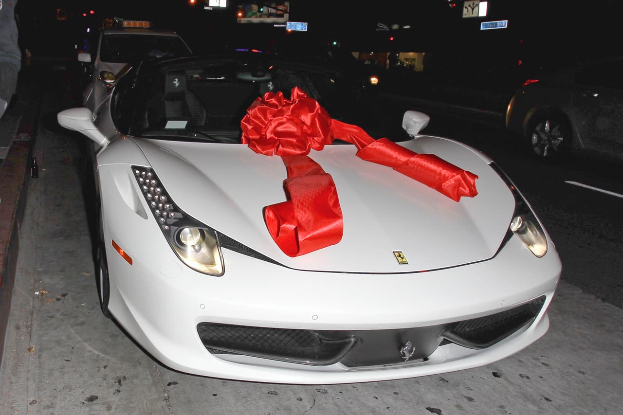 Este fue el regalito que le dio Tyga a Kylie Jenner en su cumpleaños 18.