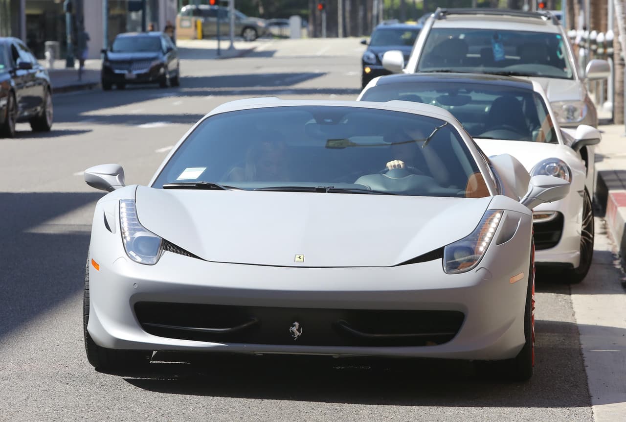 Ahora es un tono gris mate.