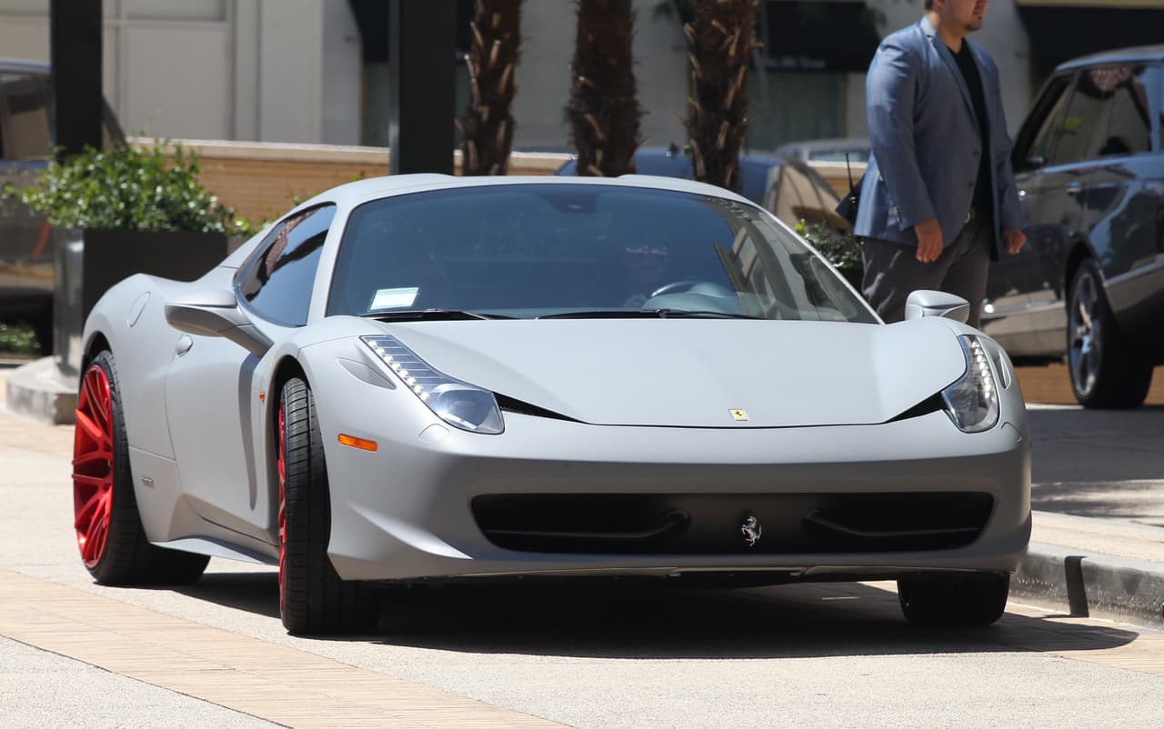 Tal vez a Tyga le gustaba más en blanco.