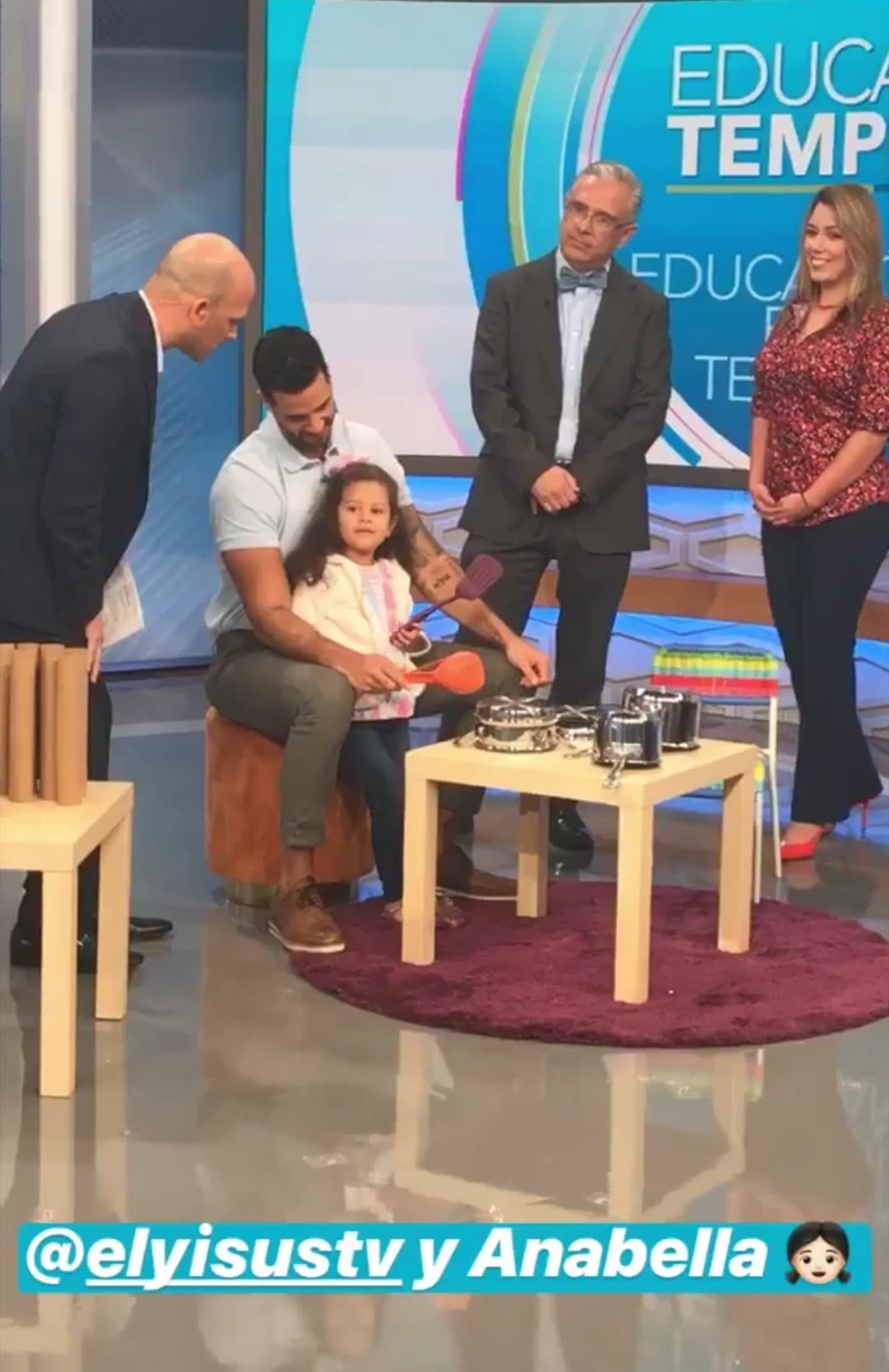 Doctor Juan preguntó si Anabella, hija de Chef Yisus, tiene gusto por la cocina, esto por el hecho de que su padre se desempeña en ese ramo. El papá orgulloso contestó que a la niña de 3 años le encanta jugar con utensilios reales, aunque ella tiene de juguete. Destacó que trata que sus hijas jueguen con libertad en casa siempre y cuando no corran algún peligro.
<br>