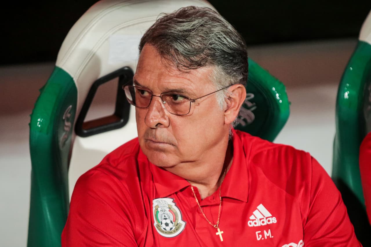 México debutó en la Concacaf Nations League con goleada de 3-0 sobre Surinam en el Estadio Corona de Torreón.