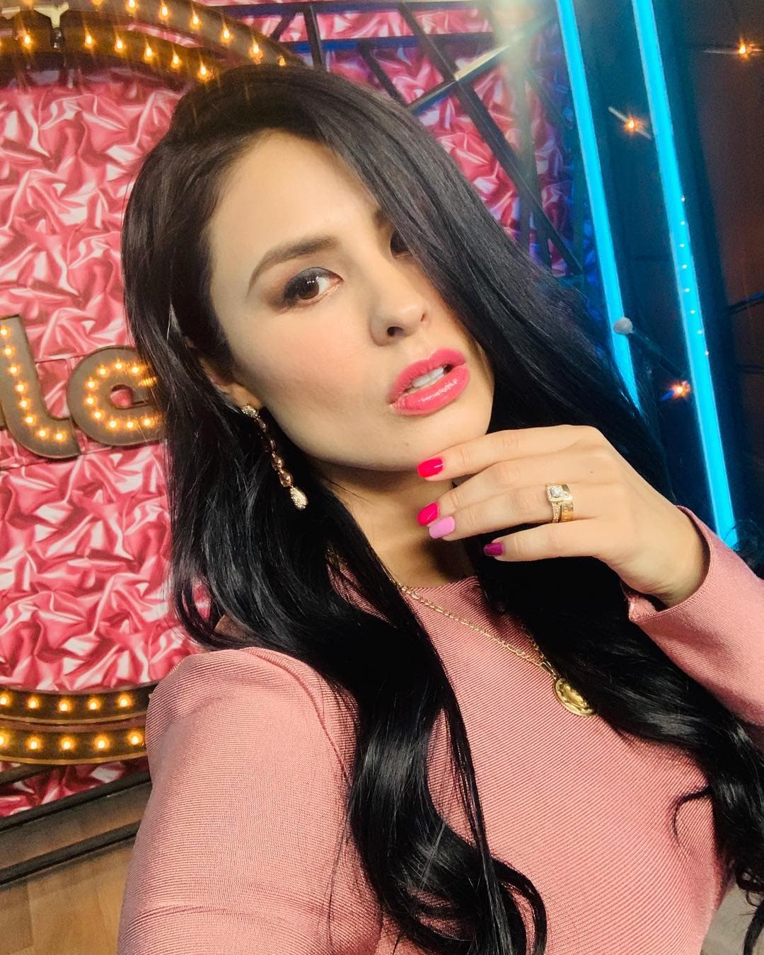 Fabiola Martínez lamentó la muerte de su esposo con un emotivo mensaje en Facebook.