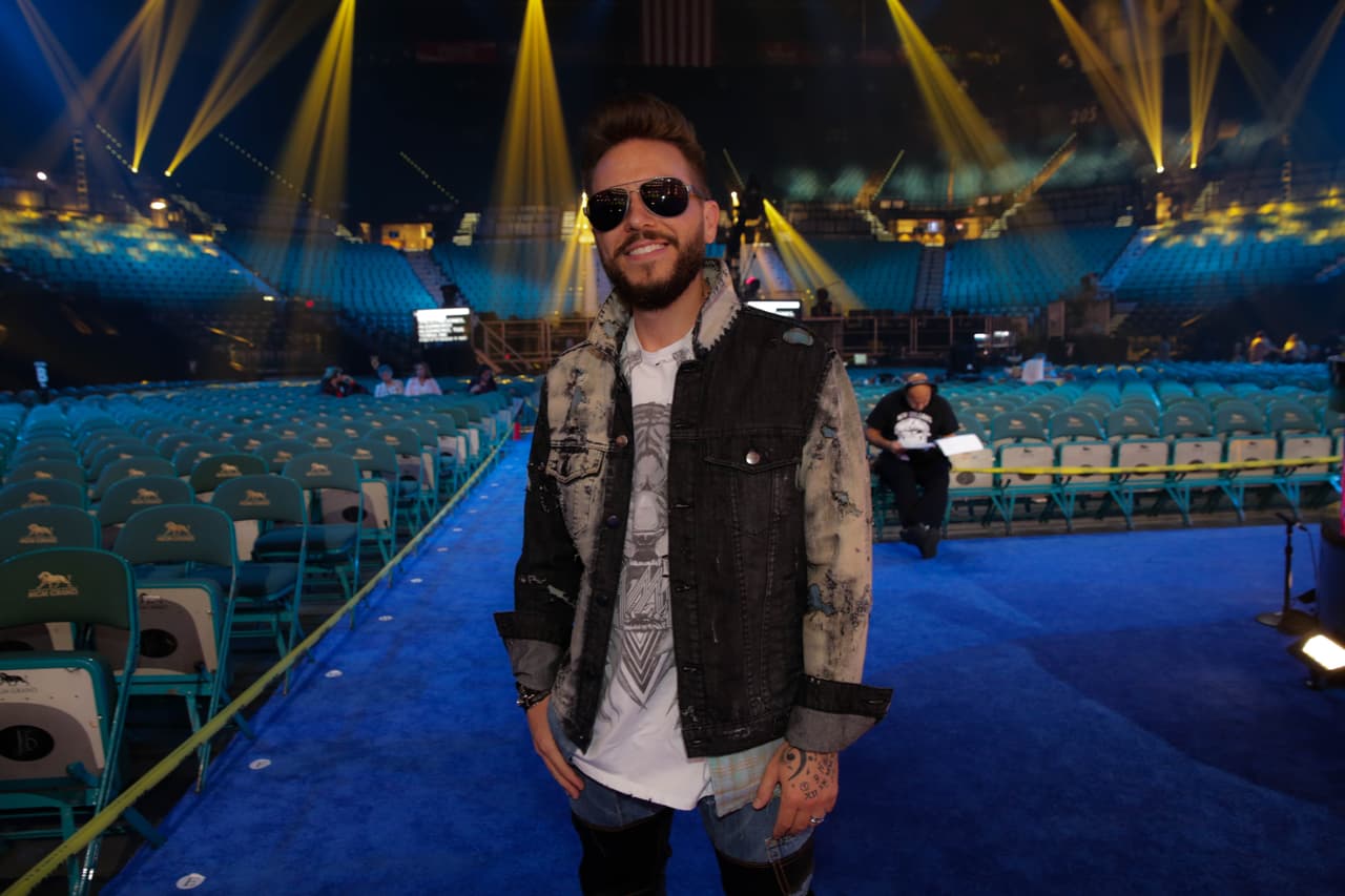 Otro que acompañará a Sofía es Noel Schajris.