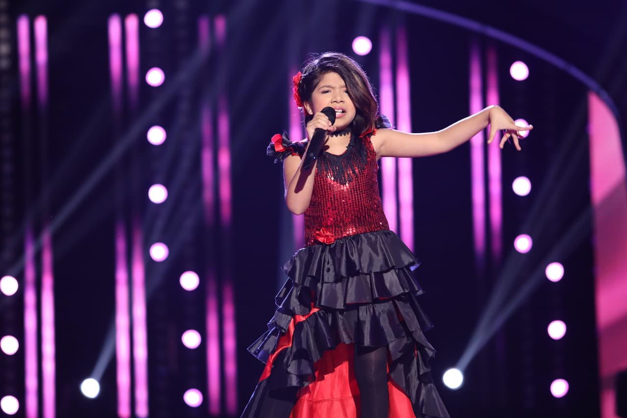 Al cantar 'La Malquerida' hizo una versión muy flamenca.