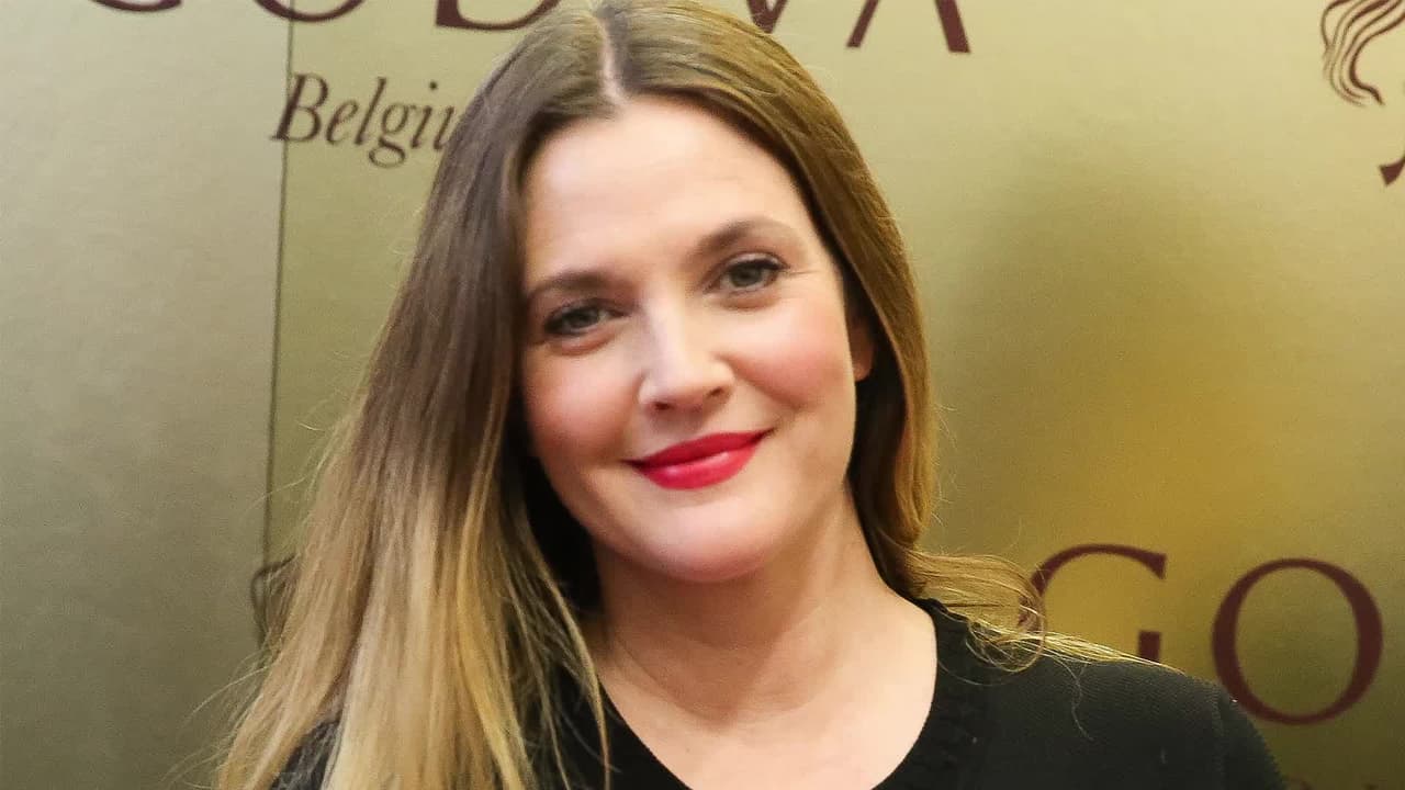 Drew Barrymore en negociaciones para presentar un show