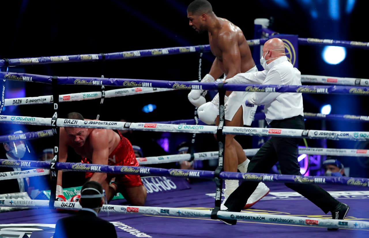 Anthony Joshua, el otro campeón de la división, ya tenía apalabrada la contienda unificatoria. Los rumores apuntaban a Wembley, pero no fue así.