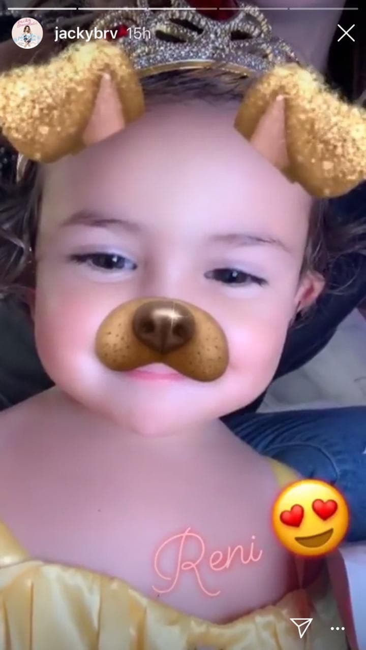 Mientras Renata aprendía a usar el filtro para que le apareciera la lengua.