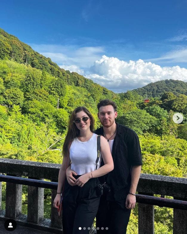 Según Arturo Carmona, Aldo de Nigris "la protegió" y resguardó ante los presuntos hechos.
<br>