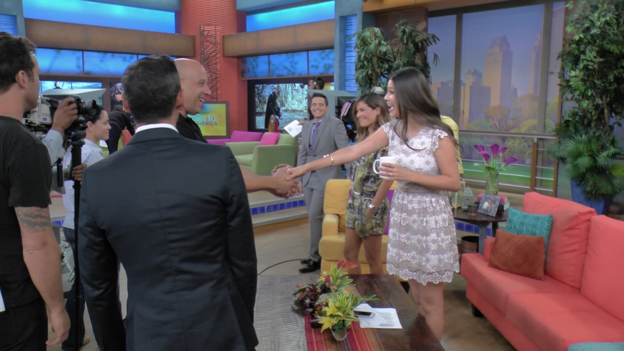 La estrella de las cintas de acción, llegó listo para pasar una gran mañana con nuestros conductores.