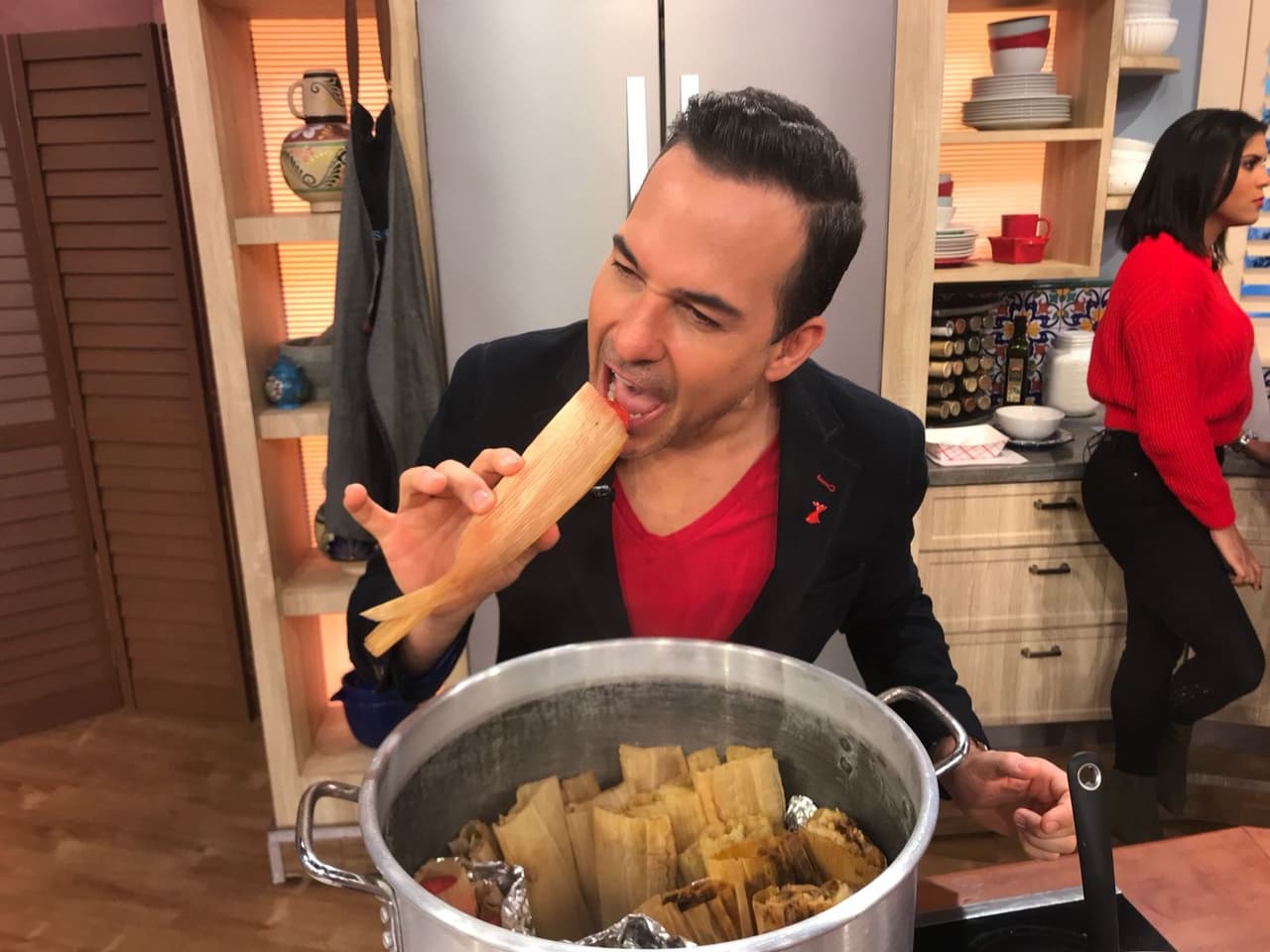 ¿Otro más? Carlos Calderón quería probarlos todos.