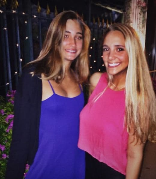 Gaby Rivero reveló a una revista mexicana, que la menor de sus tres hijas busca ser modelo profesional, por lo que una vez terminada la preparatoria se irá a estudiar a Europa.