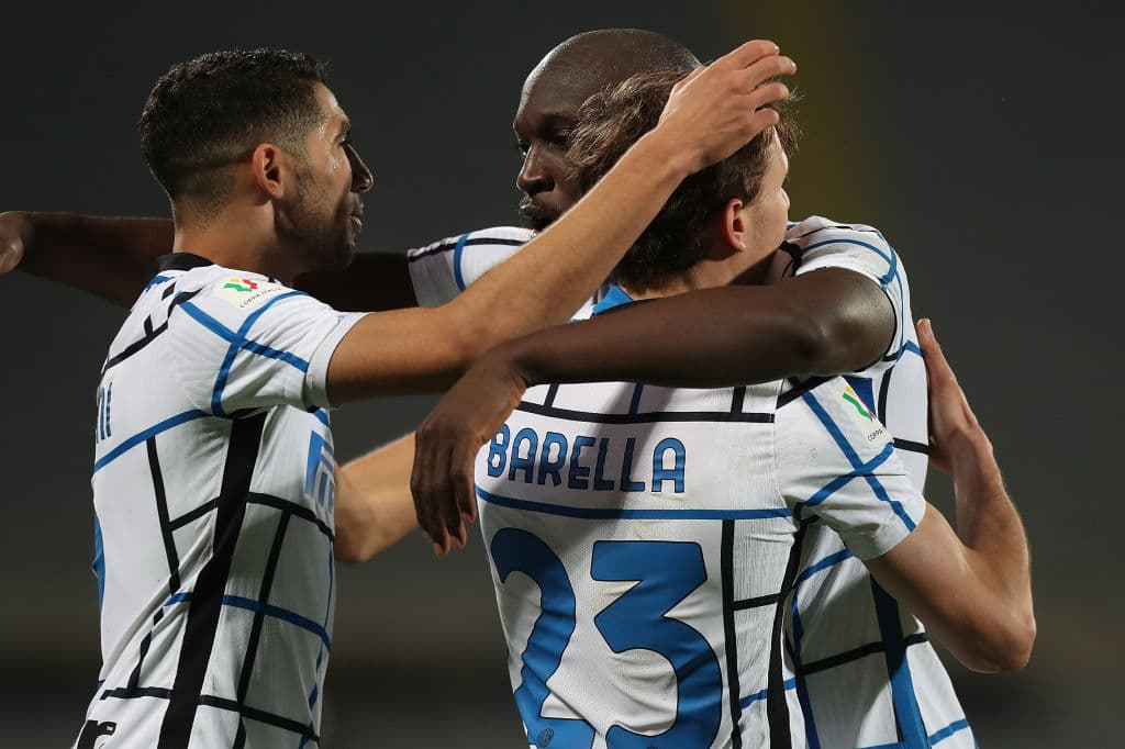 Inter despachó a Fiorentina 1-2 en el Artemio Franchi. Arturo Vidal (40’) abrió el marcador anotando por la vía penal. Kouamé (57’) emparejó los cartones y Lukaku (119’) marcó el tanto para conseguir el pase a los Cuartos de Final, donde se enfrentarán al Milan.